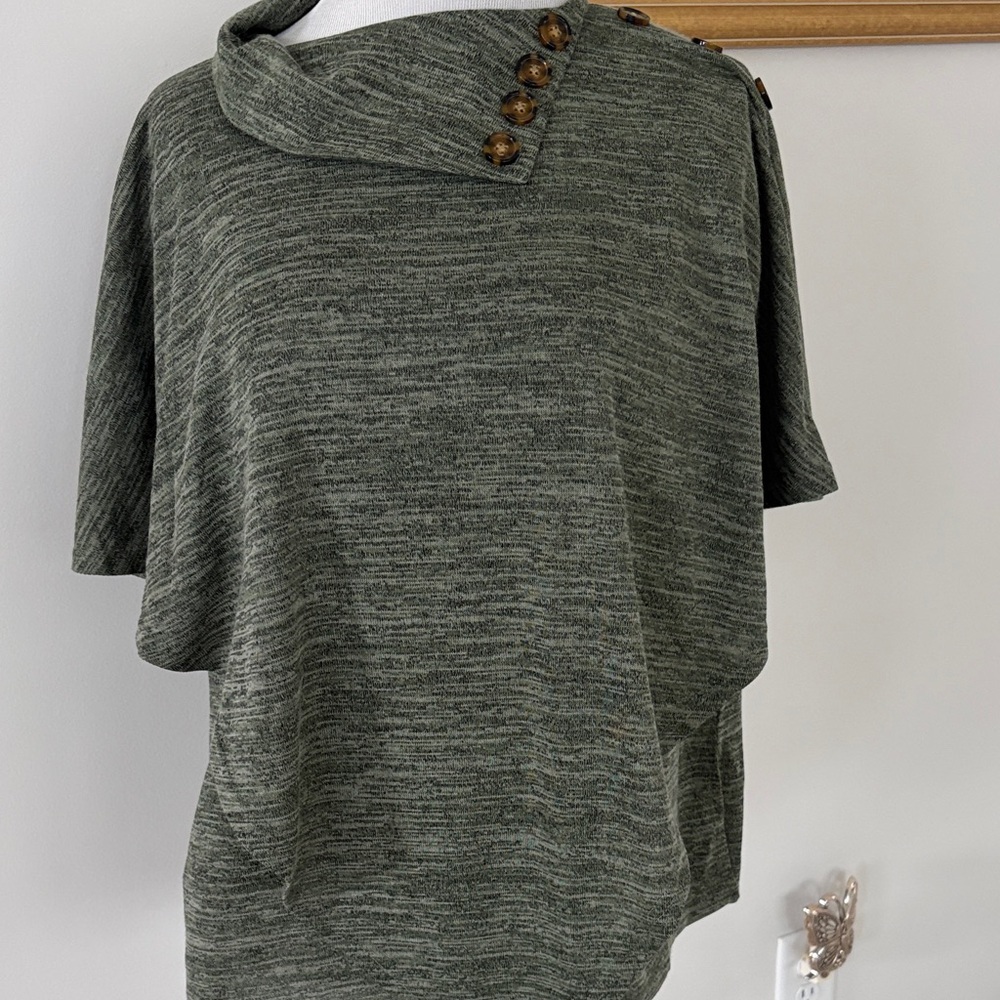 Elegant Olive Tunic with Button Accents
